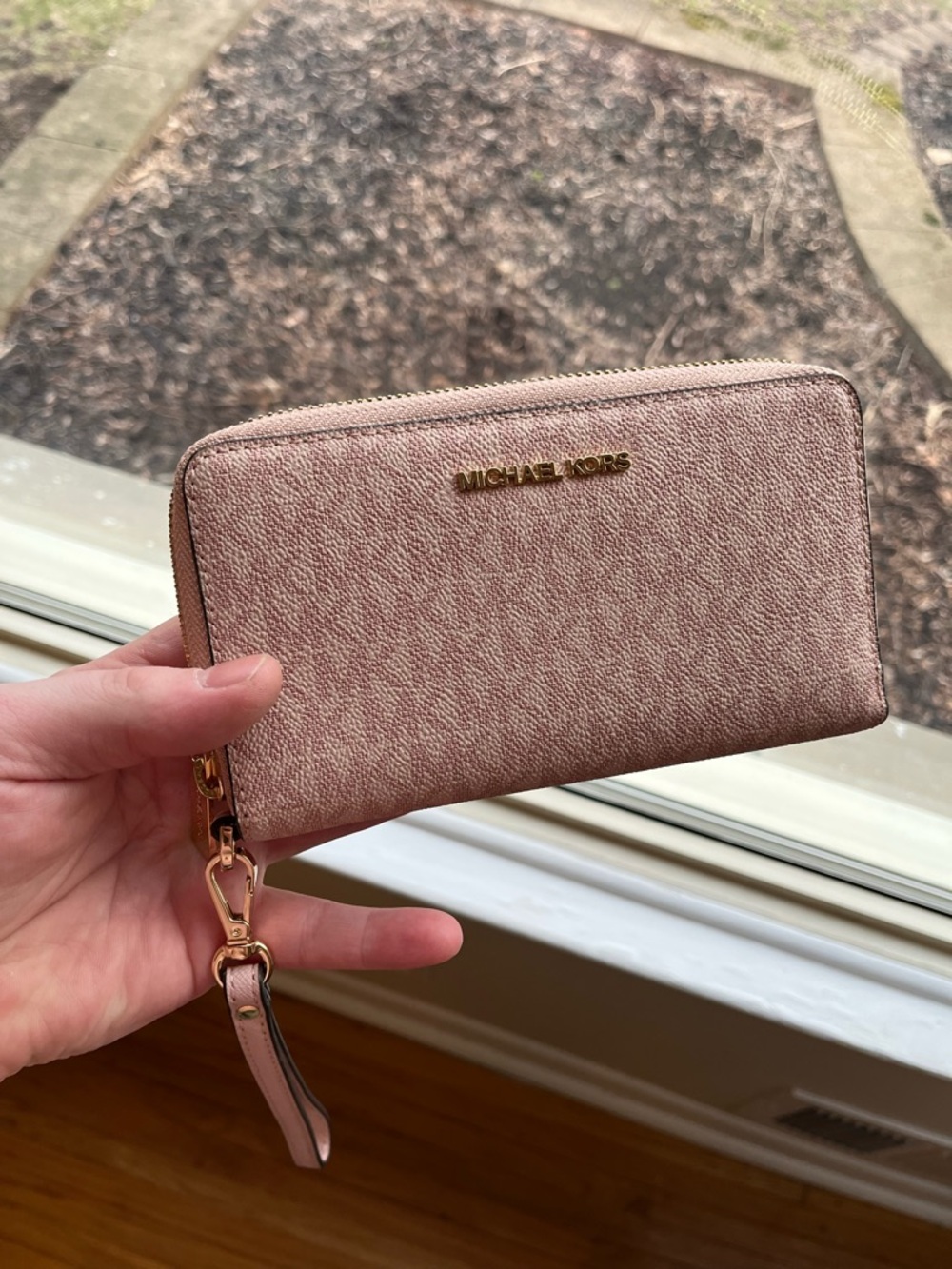 Michael Kors Clutch Wallet
